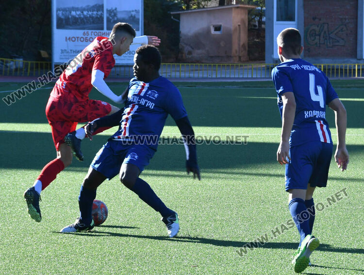 ОФК „Хасково“ разби „Хеброс“ и се изкачи на второ място 