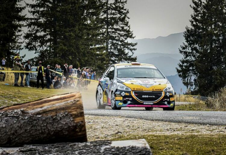 Стартира третото издание на рали спринт "Пампорово", участват 17 екипажа