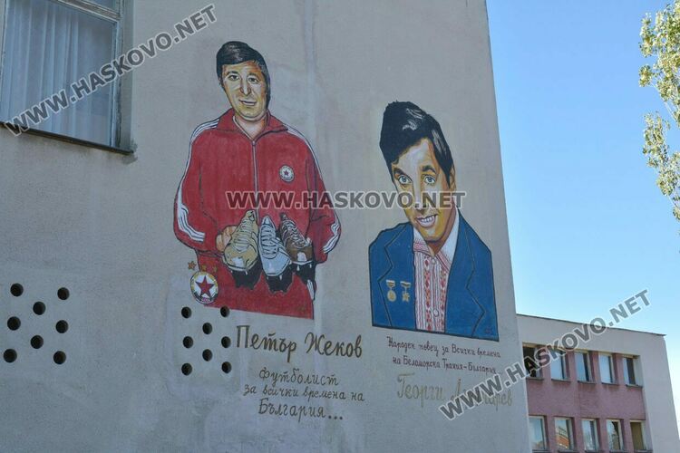 85-годишната църква в Книжовник с нов купол и кръст