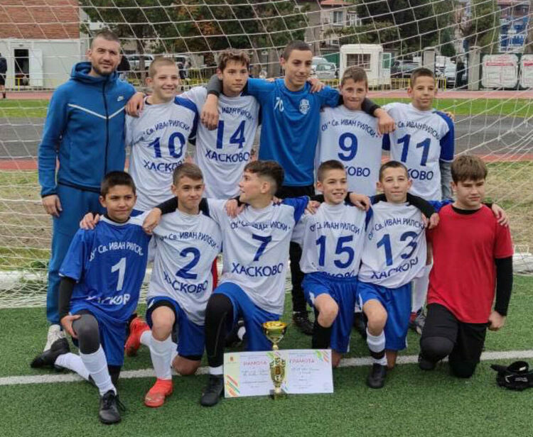 Ясни са общинските шампиони по футбол в Хасково