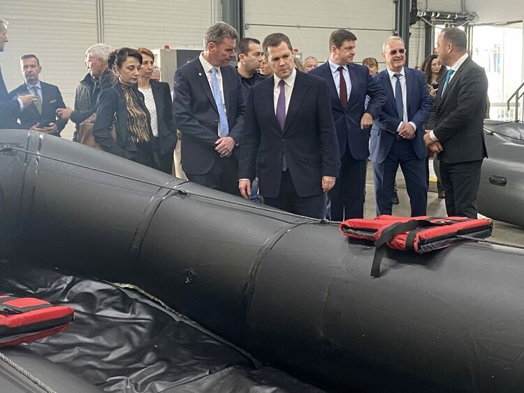 Лодки за превоз на нелегални  мигранти през Ламанша са задържани на ГКПП “Капитан Андреево”