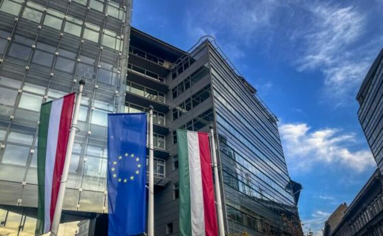 ЕК: Унгария иска наказателна процедура срещу България заради транзитната такса на руски газ