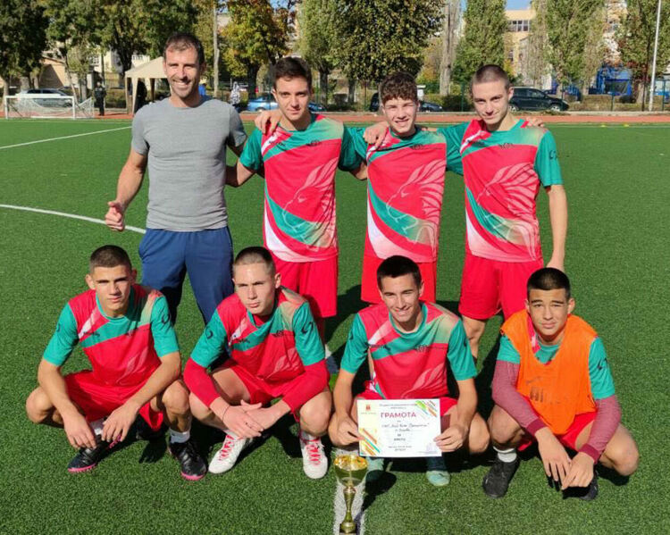 Ясни са общинските шампиони по футбол в Хасково