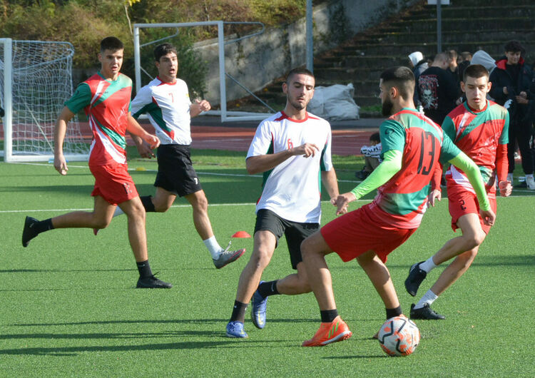 Ясни са общинските шампиони по футбол в Хасково