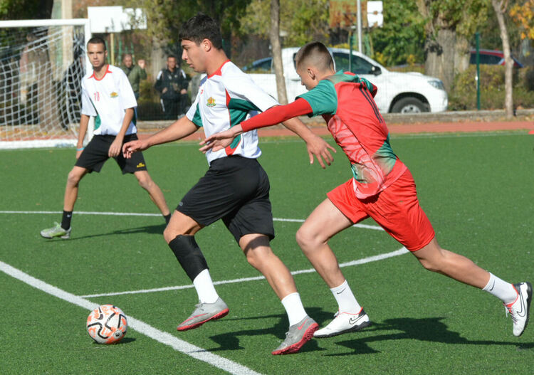 Ясни са общинските шампиони по футбол в Хасково