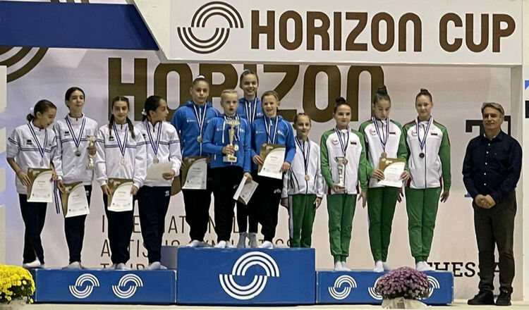 Кристин Кръстева с поредна титла, „Юнак“ с трето място на турнир в Солун