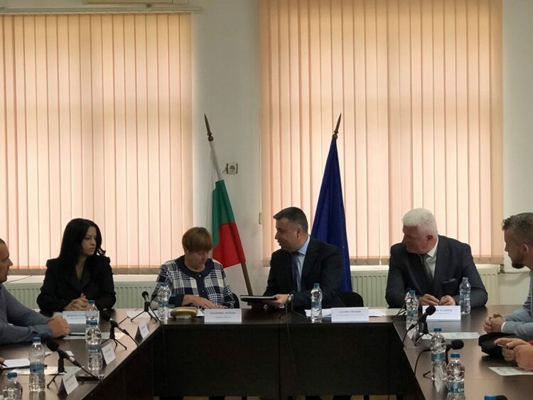 Новоизбраното общинско ръководство в Чепеларе встъпи в длъжност