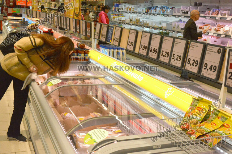 Кампанията “Достъпно за вас” сработи и в Хасково, но клиентите все още не вярват