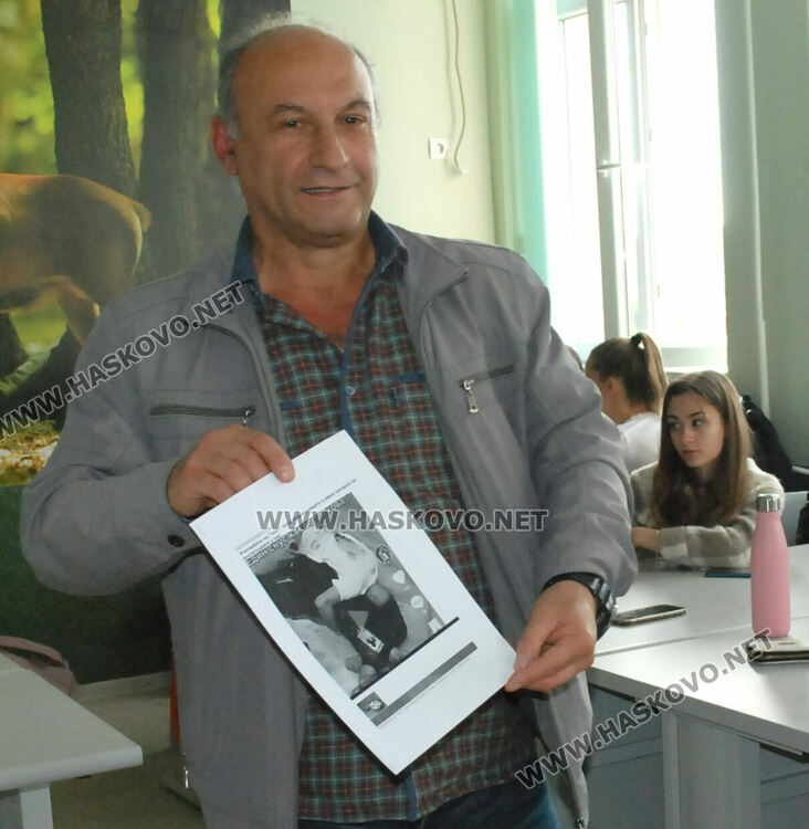 Тестваха с апарат ученици от ПМГ – Хасково дали пушат цигари