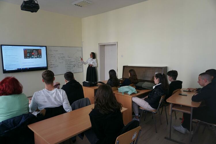 Прокурор с лекция в СУ"Отец Паисий"