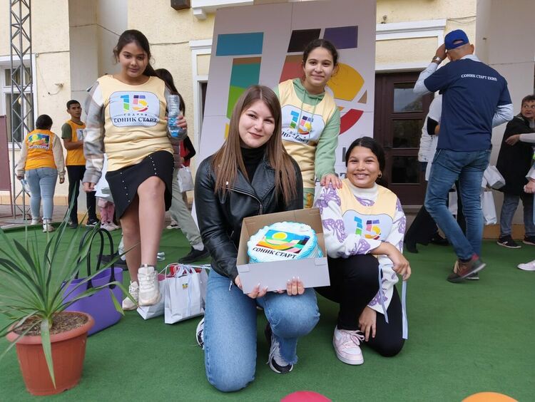 Десетки деца и възрастни празнуваха рождения ден на СОНИК СТАРТ