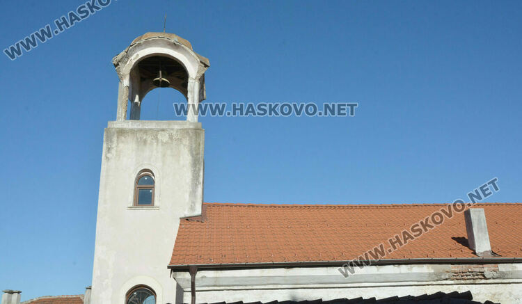 Започна ремонтът на църквата „Св.Георги“