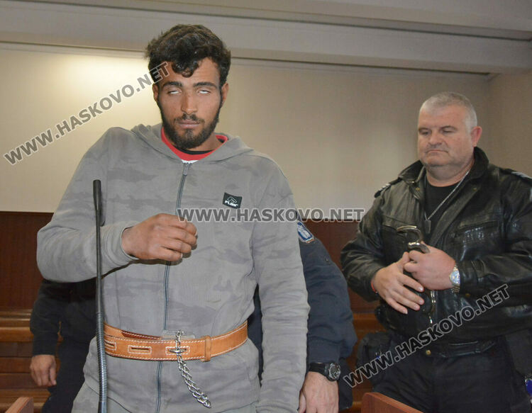 Гюнайдън не си спомнял за сбиването с брадва в „Орфей“, грозят го от 10 до 20 г. затвор