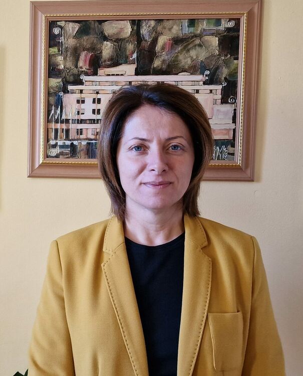 Веселина Тихомирова