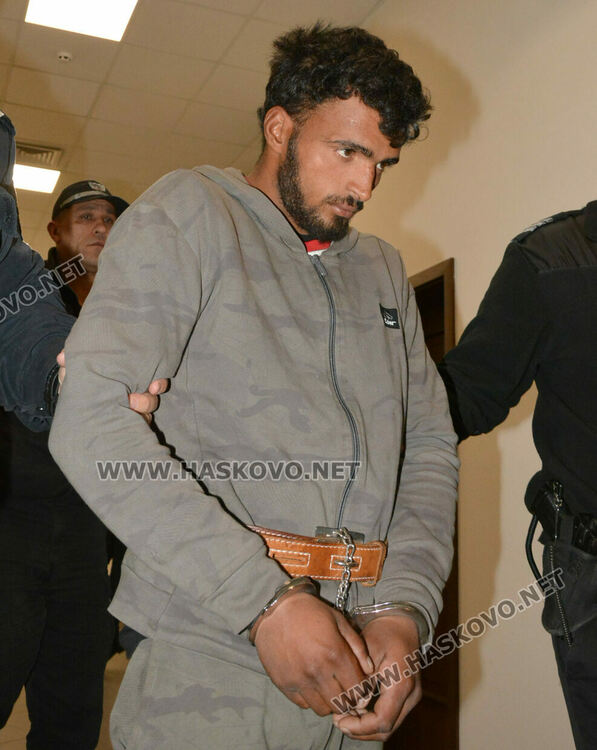 Гюнайдън не си спомнял за сбиването с брадва в „Орфей“, грозят го от 10 до 20 г. затвор