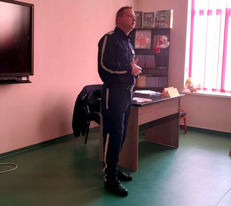 Ученици от „Шандор Петьофи“ се включиха в беседа за пътна безопасност