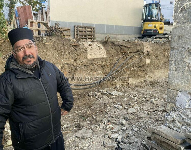 Започна ремонтът на църквата „Св.Георги“