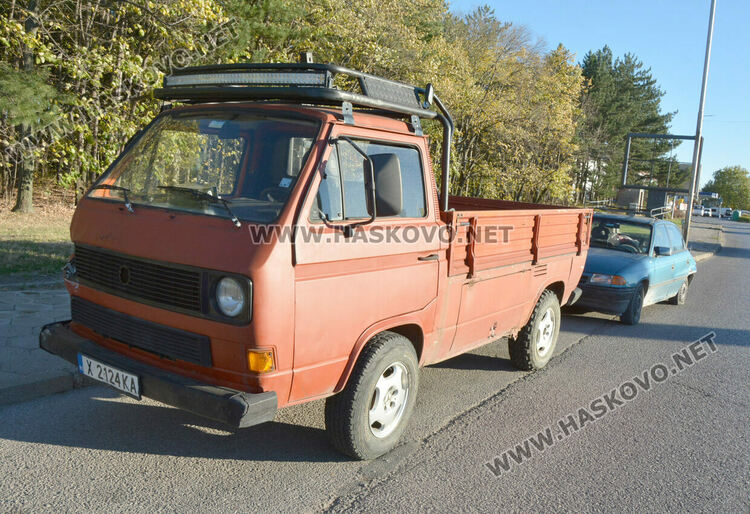 Шофьор с "Опел" отне предимството на камион и го засече на Кърджалийска