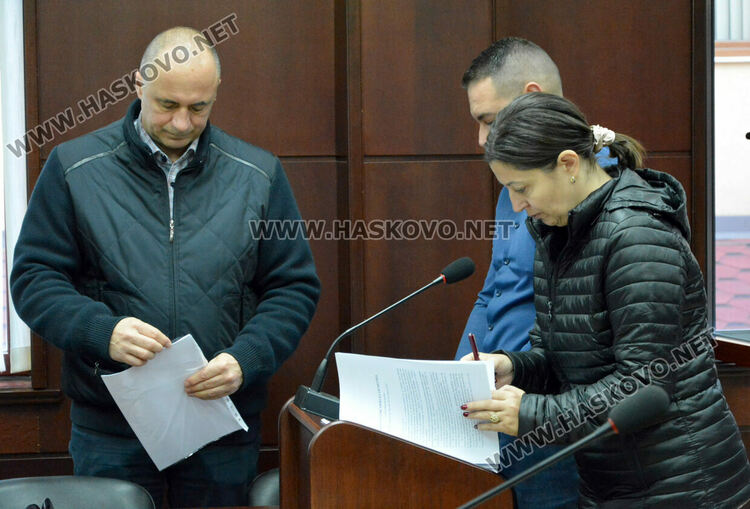 Разминавания при повторното броене на бюлетините за общински съветници в Димитровград