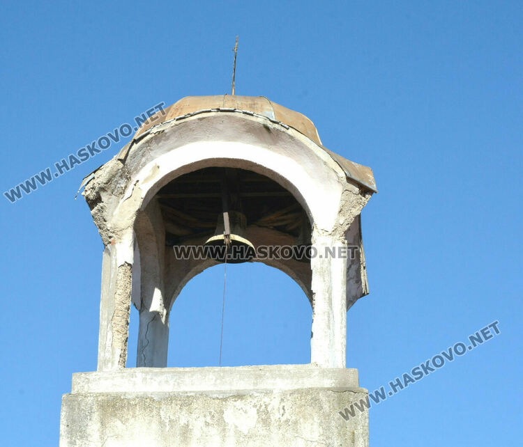 Започна ремонтът на църквата „Св.Георги“