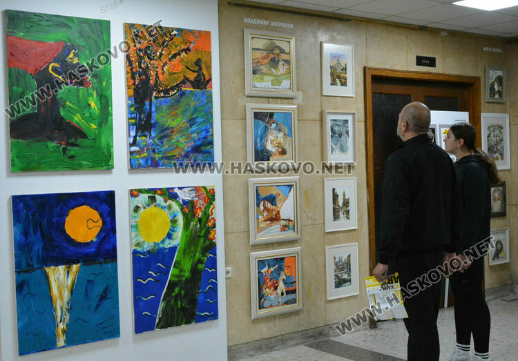 Едномесечна разпродажба на картини ще отчете 30 % за школите „Вале“ и „Колорит“