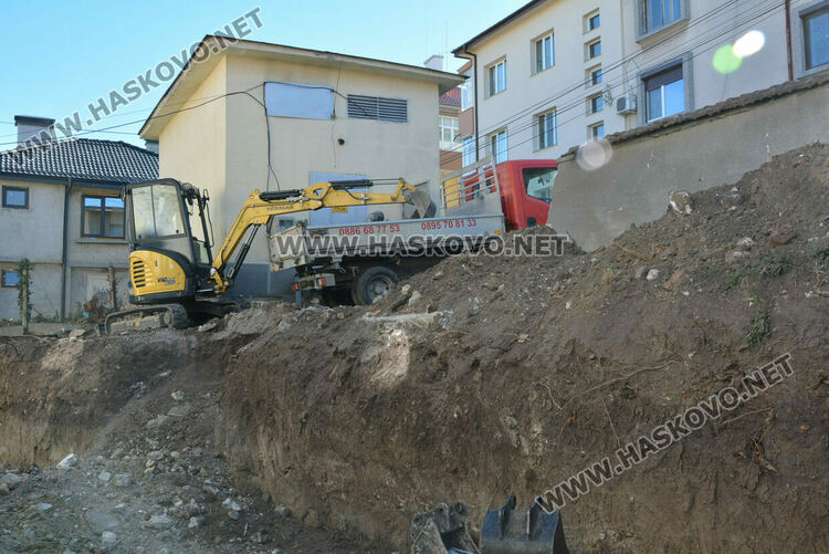 Започна ремонтът на църквата „Св.Георги“