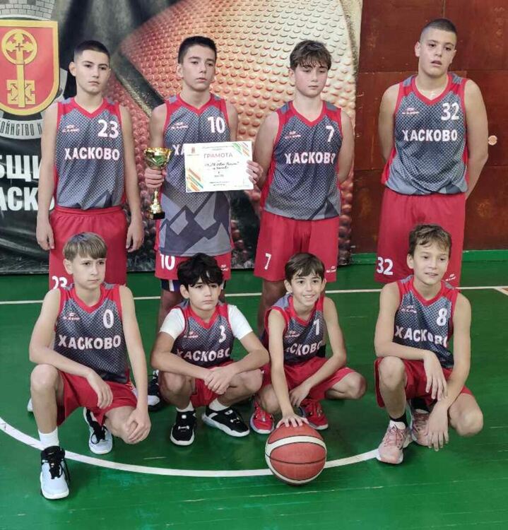 ПМГ и ОУ „Христо Смирненски“ станаха общински първенци по баскетбол 