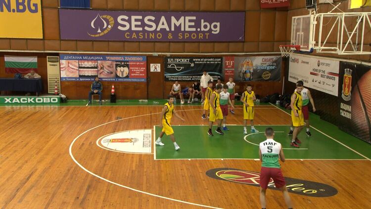 ПМГ и ОУ „Христо Смирненски“ станаха общински първенци по баскетбол 