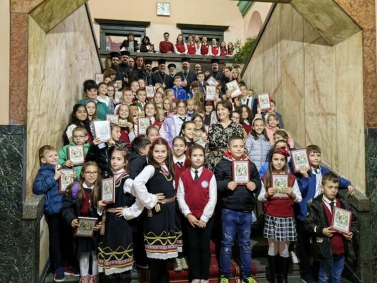 Тържествен концерт по случай Празника Въведение Богородично и Деня на християнското семейство и младеж, се проведе в Перник