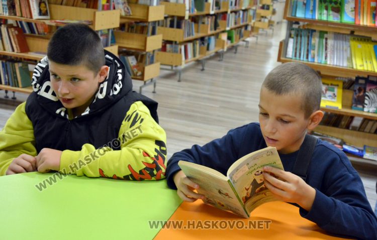 Хасково се включи с много инициативи в  първия у нас Ден на четенето