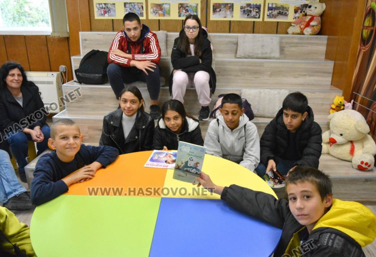 Хасково се включи с много инициативи в  първия у нас Ден на четенето