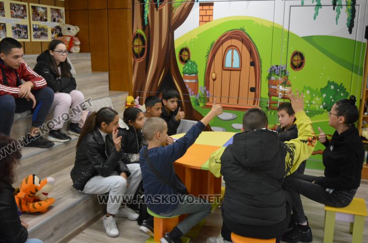 Хасково се включи с много инициативи в  първия у нас Ден на четенето