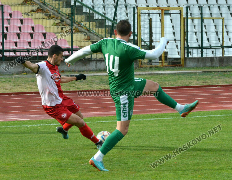 „Саяна Хасково“ не се затрудни срещу „Родопа“