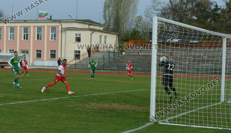 „Саяна Хасково“ не се затрудни срещу „Родопа“