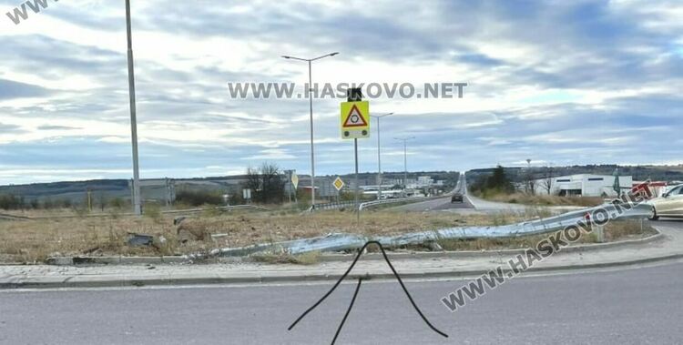 Възрастен водач мина през кръстовището на „Язаки“, не го видял