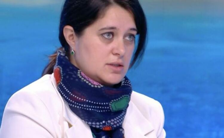 4-има полицаи зверски пребили 19-годишно момиче пред Седмочисленици. Единият продължил тормоза в 1 РПУ