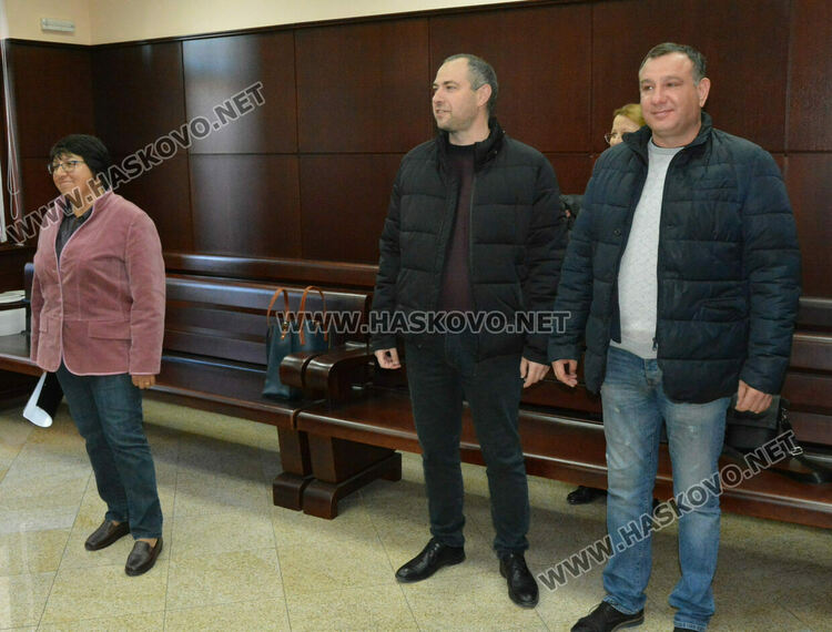 Размяна на общински съветници в Димитровград след повторното броене на бюлетини