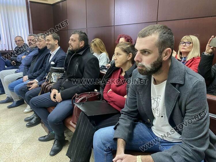 Възможен е нов рестарт на броенето на бюлетини за общински съветници в Хасково