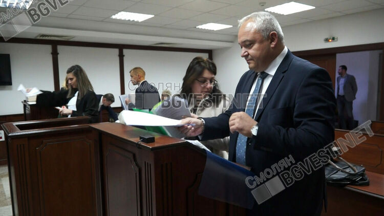 Тръгна делото по жалба на Сабрутев за касиране на изборите за кмет