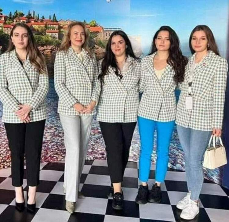 Българките са шампиони на Европа по шахмат