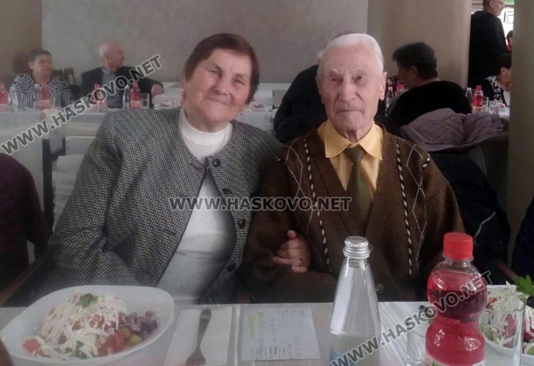 сем. Ангелови