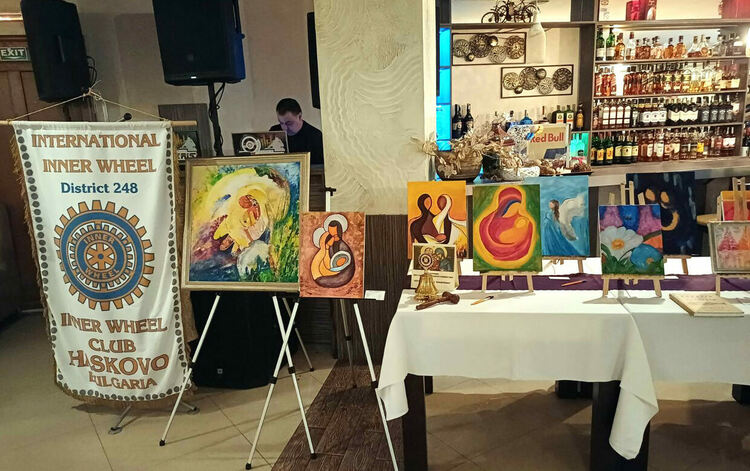 Инър Уийл клуб- Хасково и ротарианци заедно в благородна кауза с грижа за жените, жертви на домашно насилие