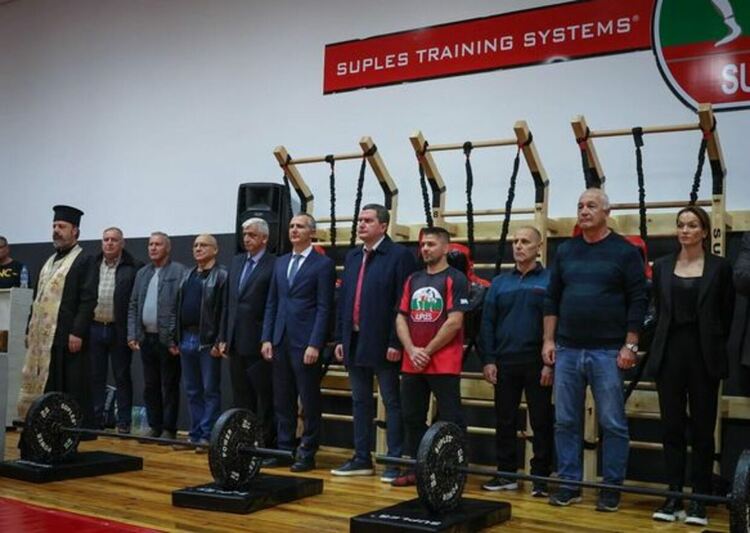 Откриха обновената Зала „Суплес