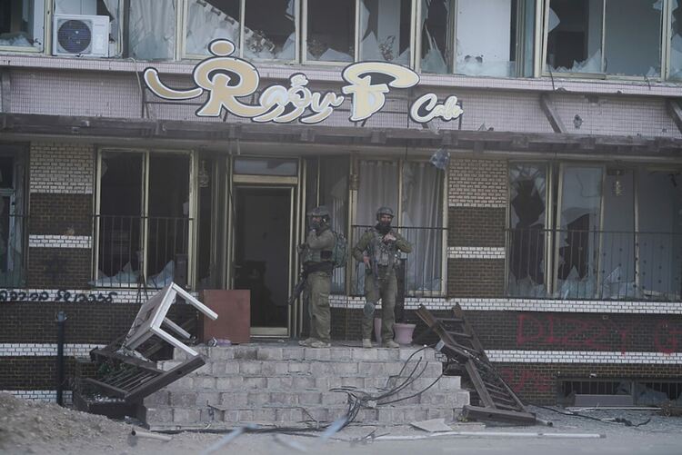 Как изглежда скривалище на „Хамас“ под болницата „Аш Шифа“