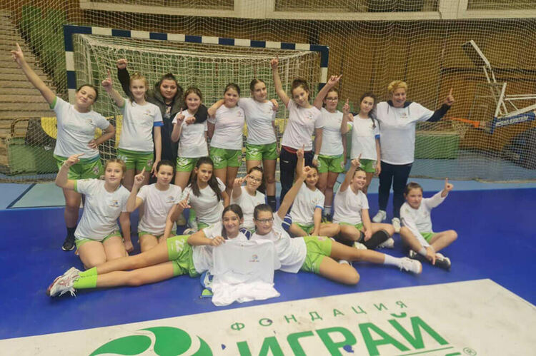 Хандбалистките на „Хасково“ на крачка от бронзовите медали в Габрово