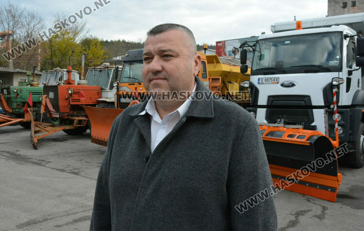 Динко Тенев: Община Хасково и частните фирми са в готовност за снегопочистване