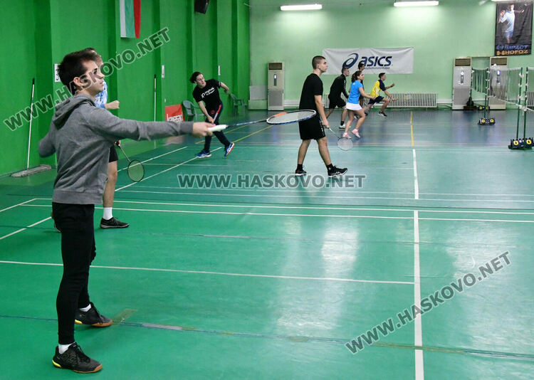 В Хасково стартира отборният шампионат по бадминтон