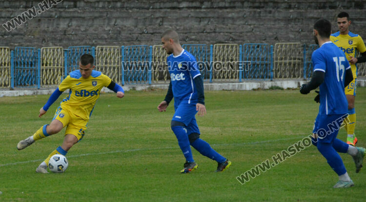 “Димитровград” и “Гигант” не се победиха