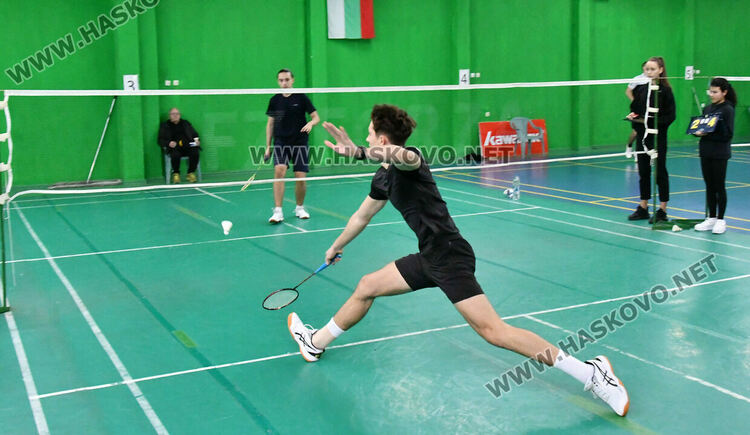 В Хасково стартира отборният шампионат по бадминтон