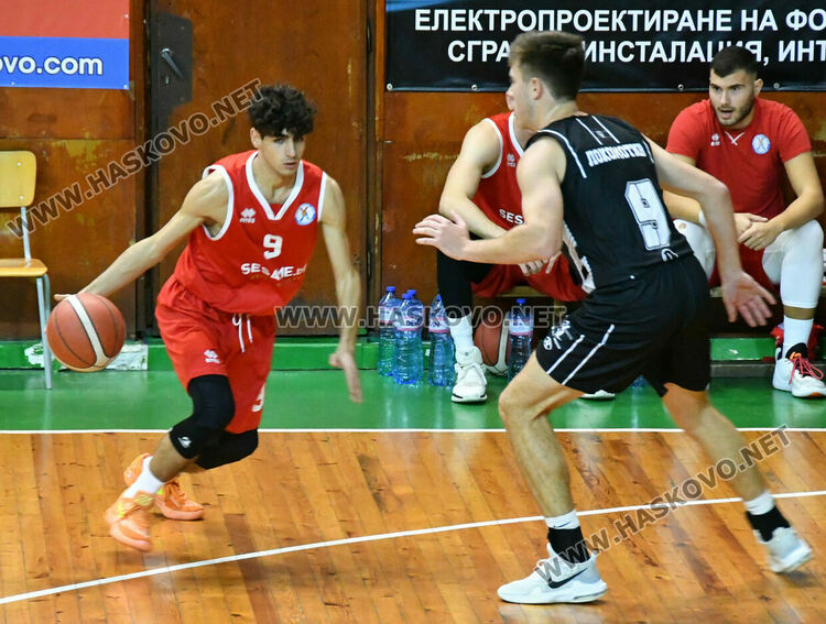 В инфарктен мач „Хасково“ победи „Локомотив“ с 1 точка разлика